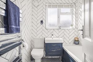 Bathoom- click for photo gallery